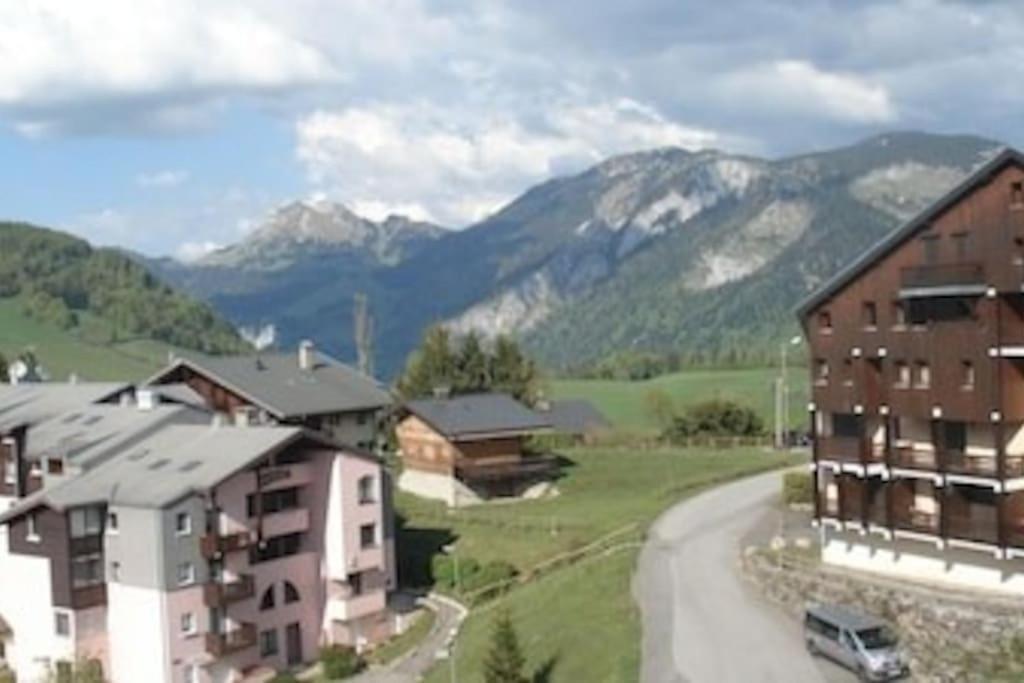 Appartement Montagne La Vallee Verte Coeur Station Hirmentaz Бельво Экстерьер фото